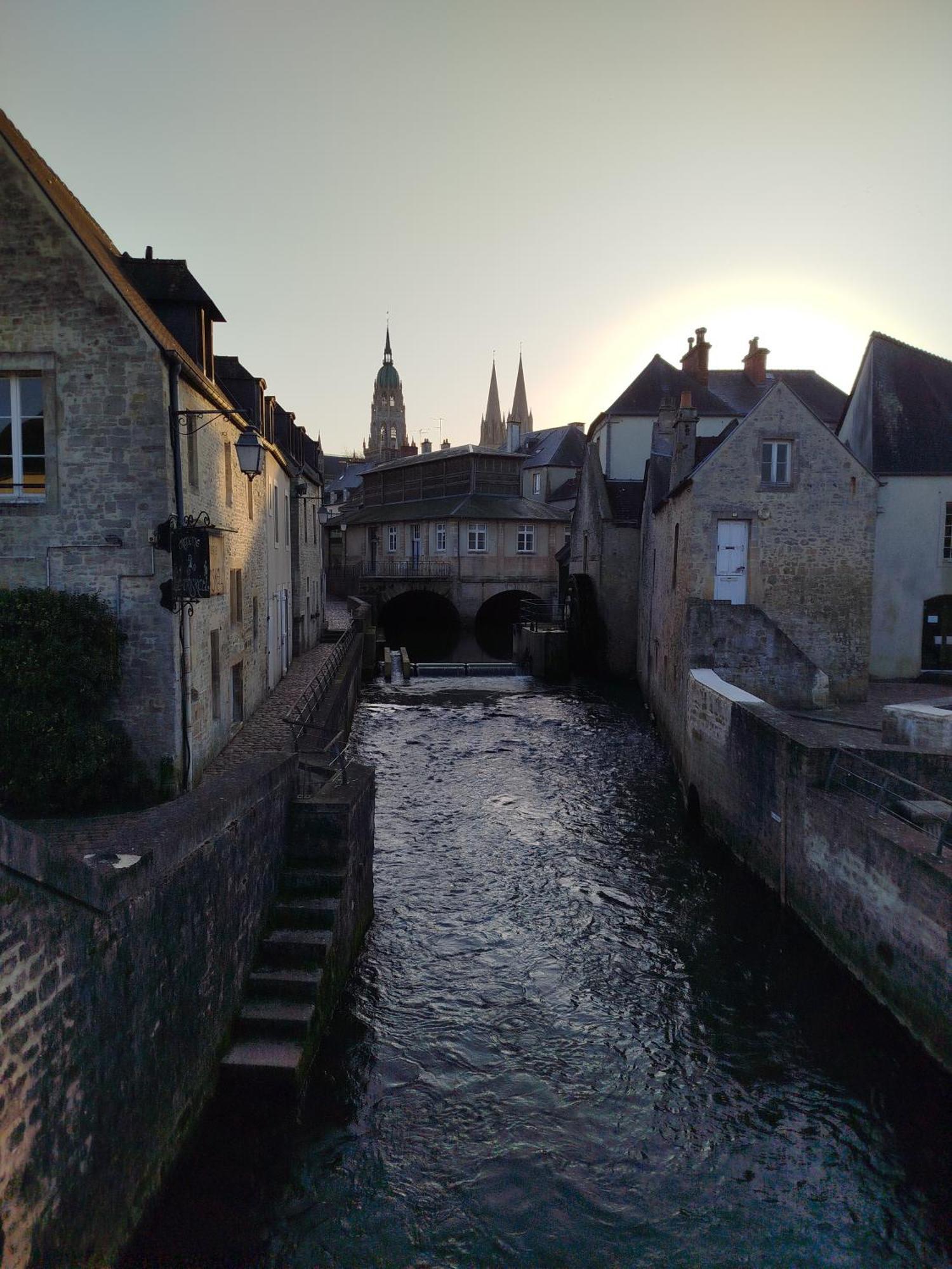 Logis Proche Des Plages Du Debarquement Vaucelles ภายนอก รูปภาพ
